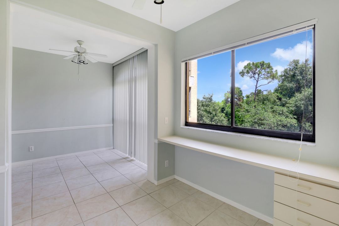 6510 Valen Way #B-302, Naples, FL 34108