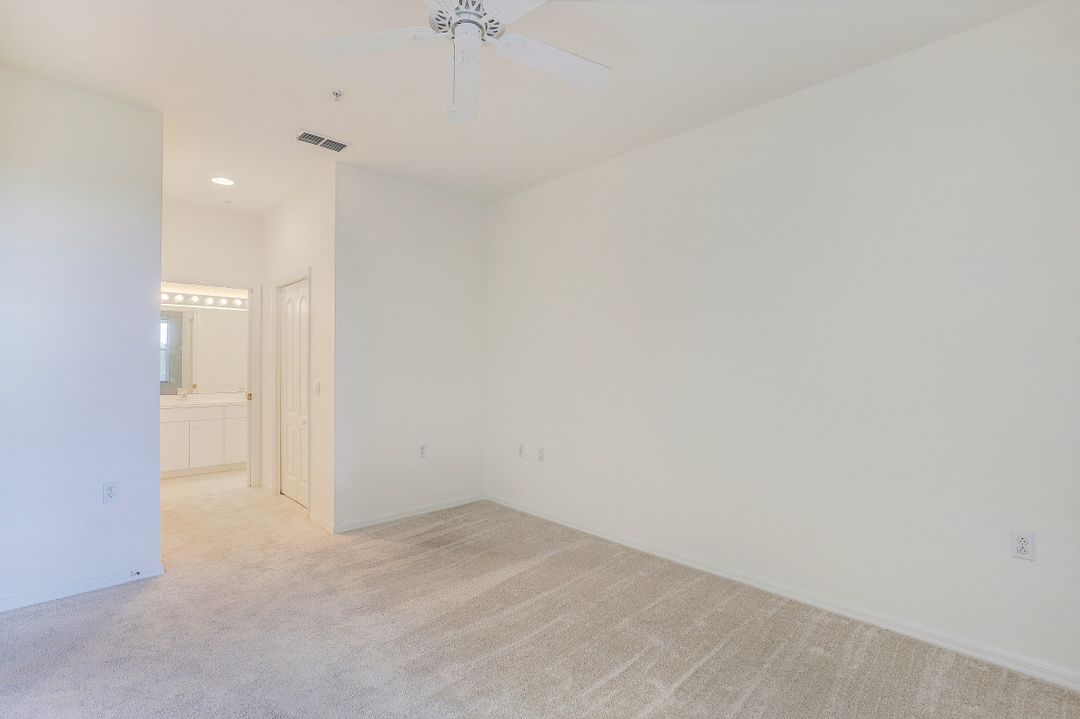 2750 Cypress Trace Cir  #2631, Naples, FL 34119