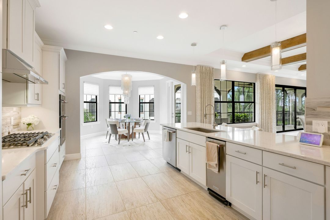 16437 Carrara Way #202, Naples, FL 34110