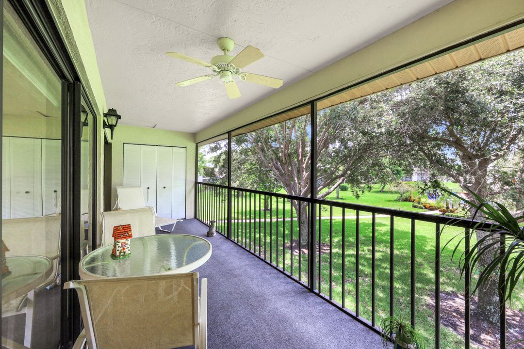 1208 Commonwealth Cir #J-202, Naples, FL 34116