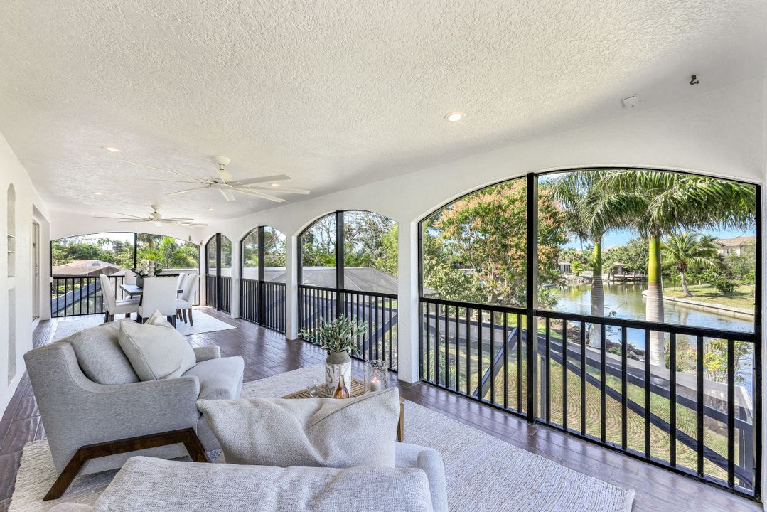 2631 Shoreview Dr, Naples, FL 34112