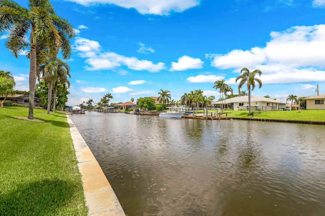 202 SW 37th Terrace, Cape Coral, FL 33914