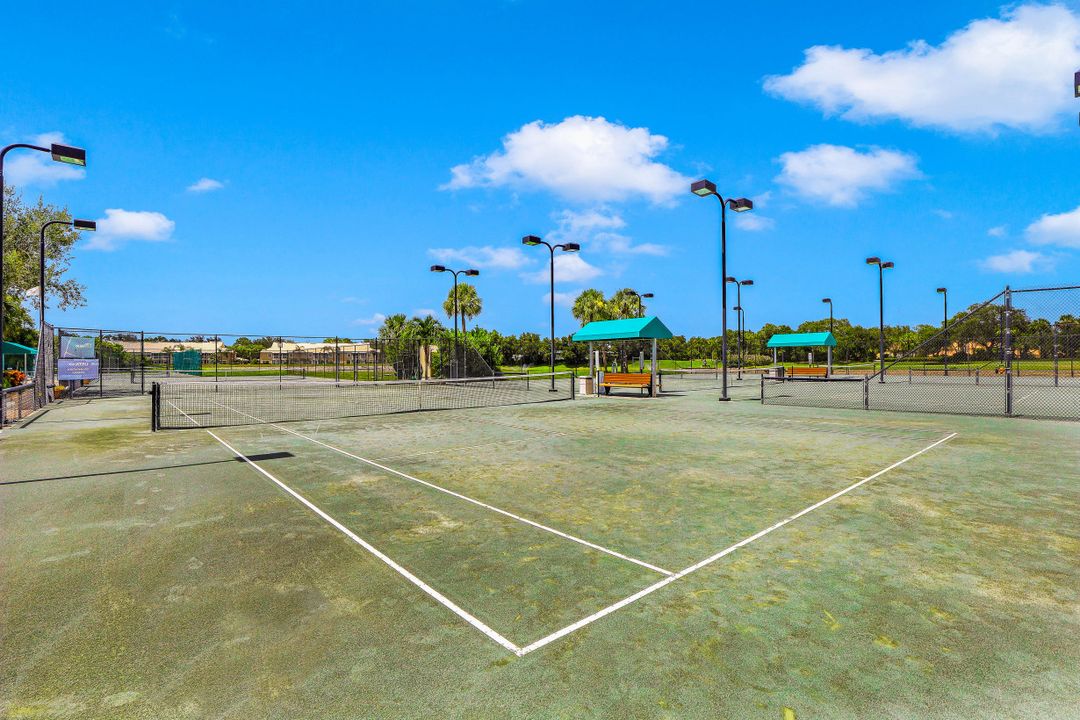 13450 Bridgeford Ave, Bonita Springs, FL 34135