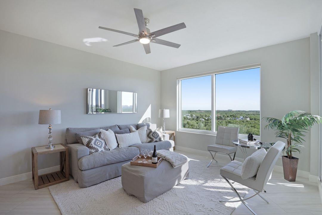 445 Cove Tower Dr #902, Naples, FL 34110