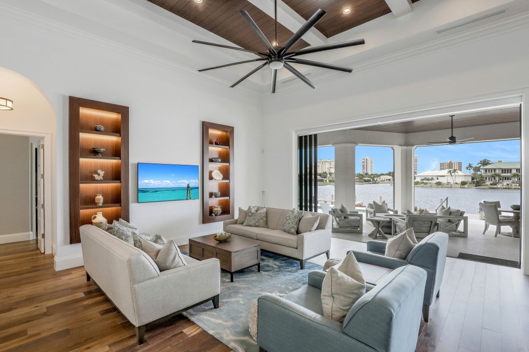 1001 Coronado Ct, Marco Island, FL 34145