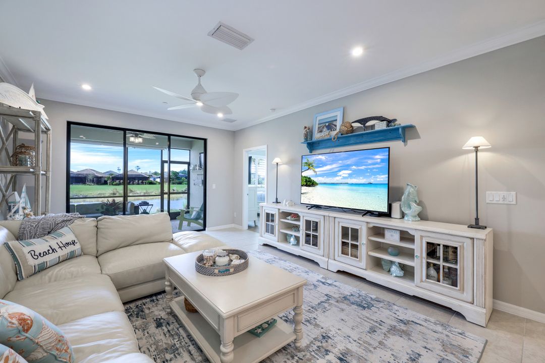 9393 Pocida Ct #102, Naples, FL 34119