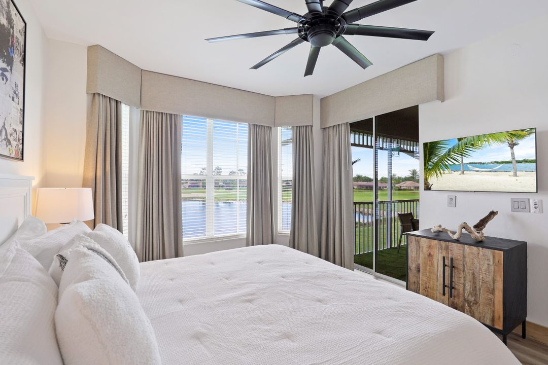 7895 Mahogany Run Ln #1424, Naples, FL 34113