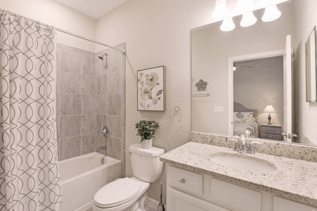 19813 Bittersweet Ln, Estero, FL 33928