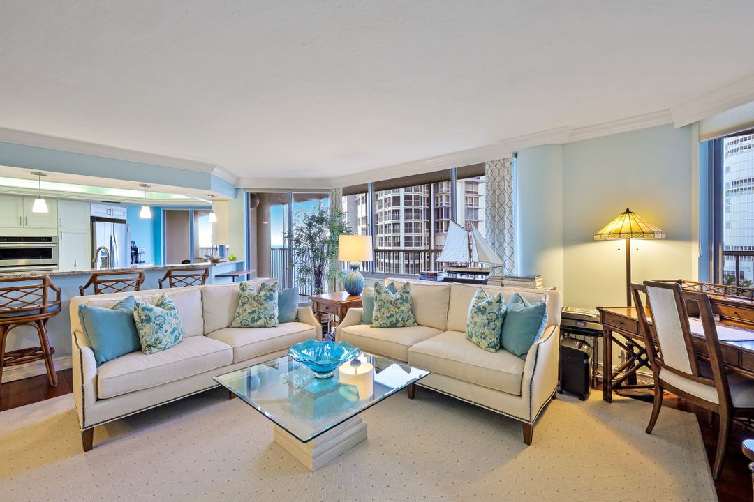 4041 Gulf Shore Blvd N #805 , Naples, FL 34103