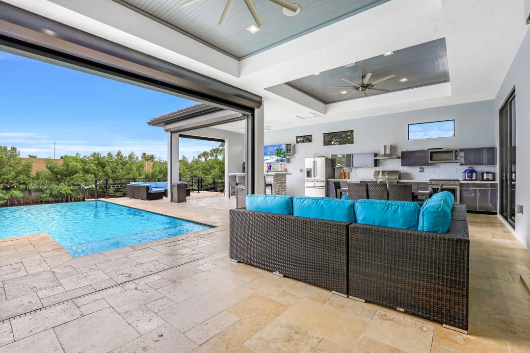 1903 Everest Pkwy, Cape Coral, FL 33904