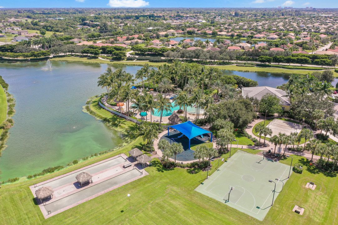 2761 Lambay Ct, Cape Coral, FL 33991