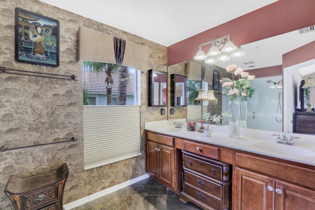 15628 Marcello Cir, Naples, FL 34110