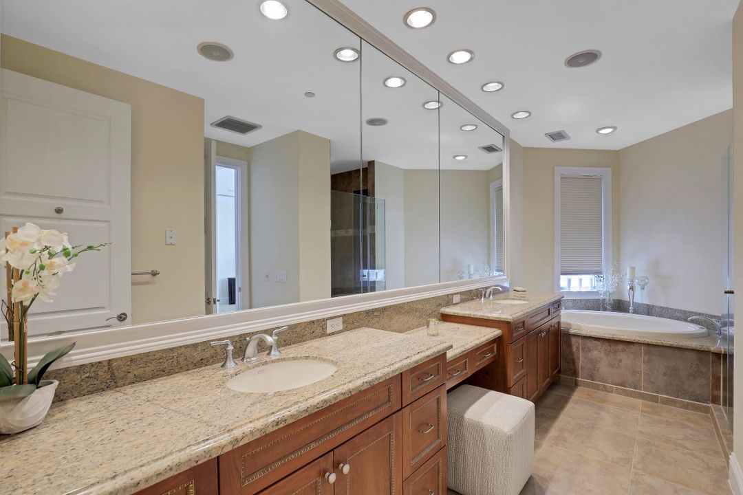 1001 10th Ave S #F3, Naples, FL 34102