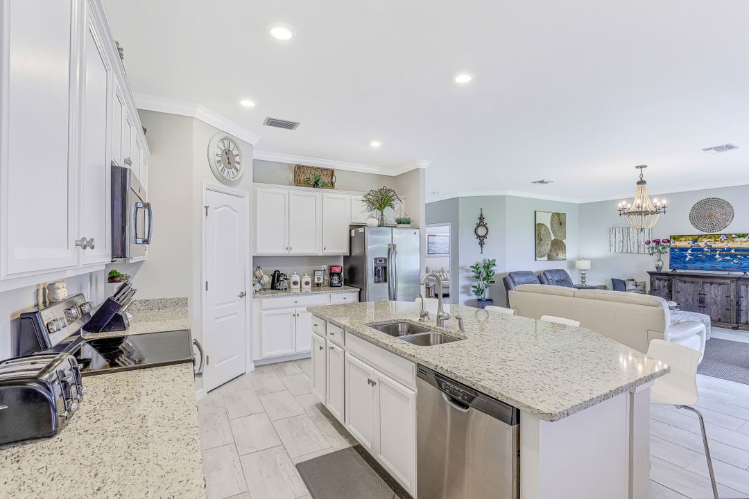 10426 Prato Dr, Fort Myers, FL 33913