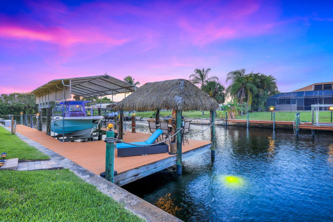 2511 SE 19th Ave, Cape Coral, FL 33904