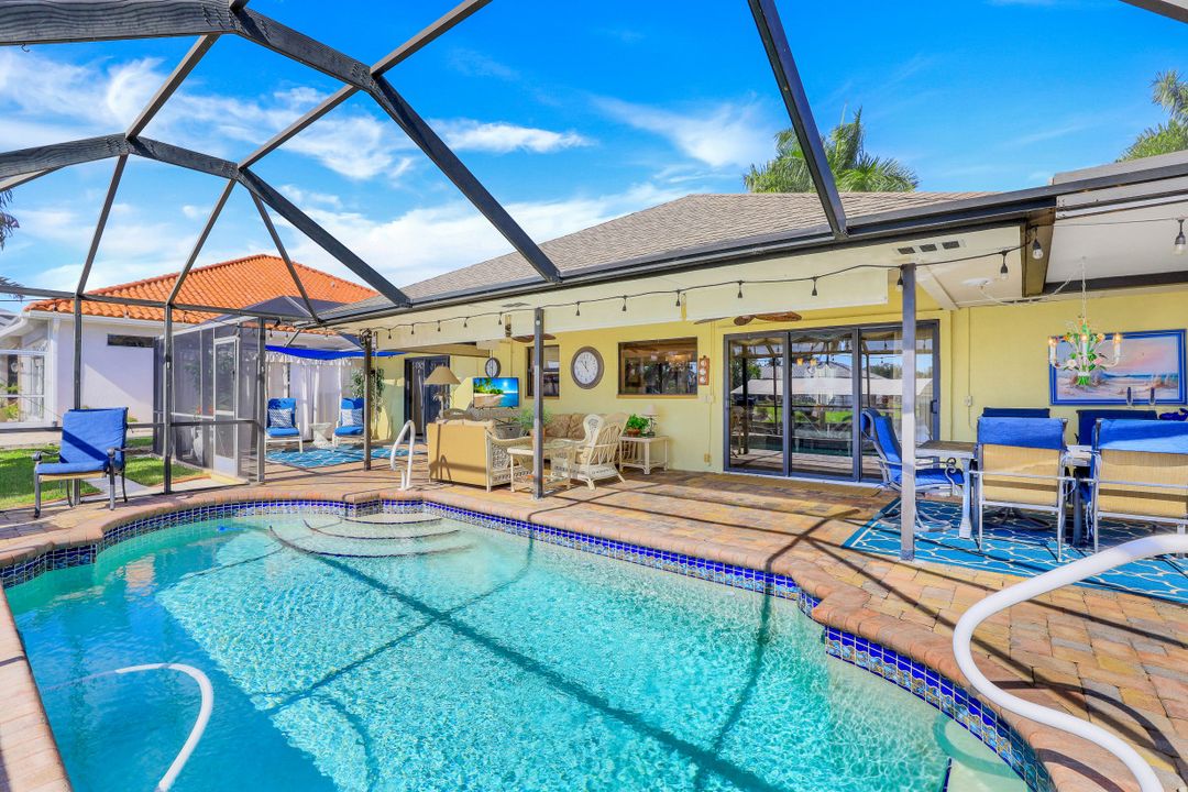 2208 Everest Pkwy, Cape Coral, FL 33904