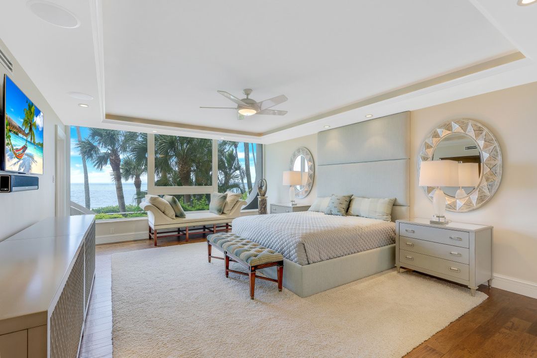 4301 Gulf Shore Blvd N #203, Naples, FL 34103