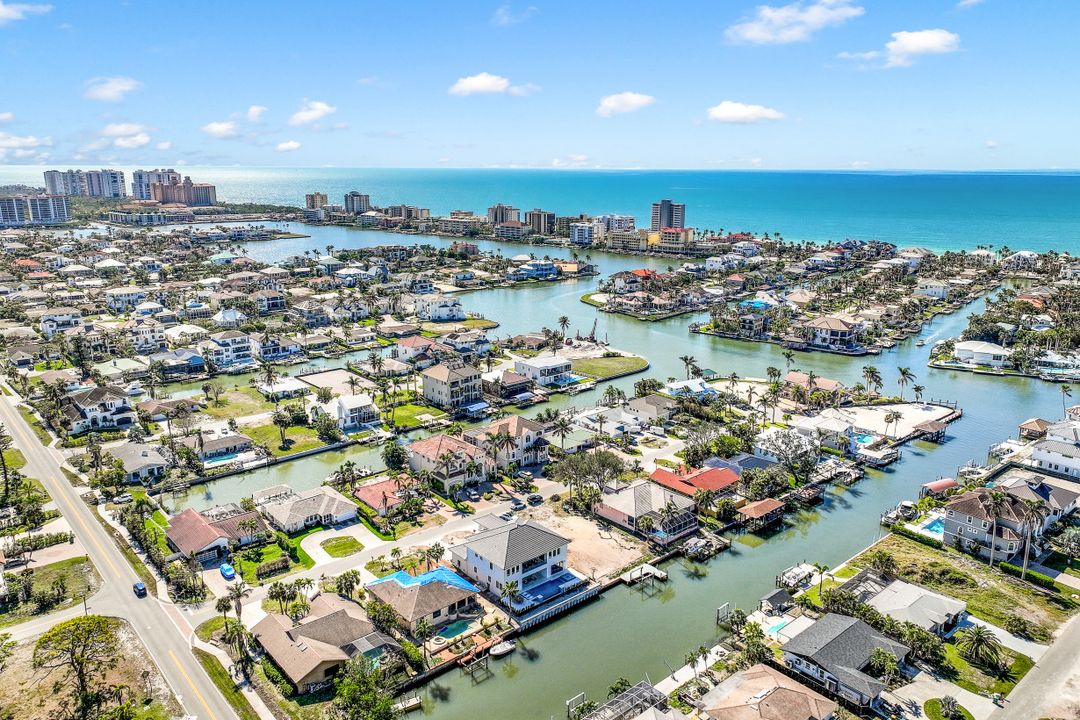 469 Germain Ave, Naples, FL 34108