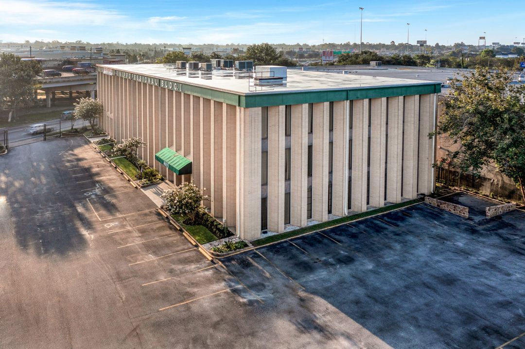 4625 North Fwy, Houston, TX 77022