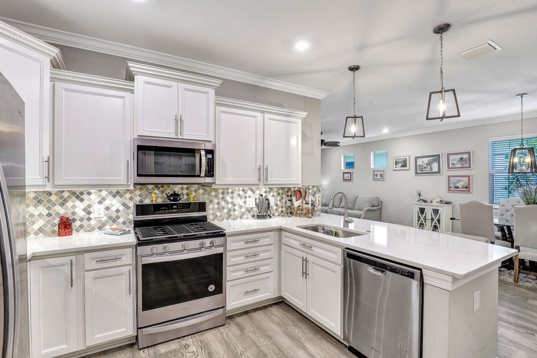 20045 Parrot Key Ct, Estero, FL 33928