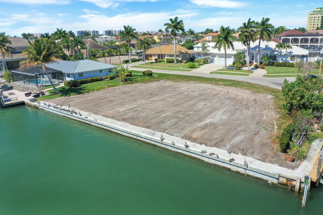 879 Magnolia Ct, Marco Island, FL 34145