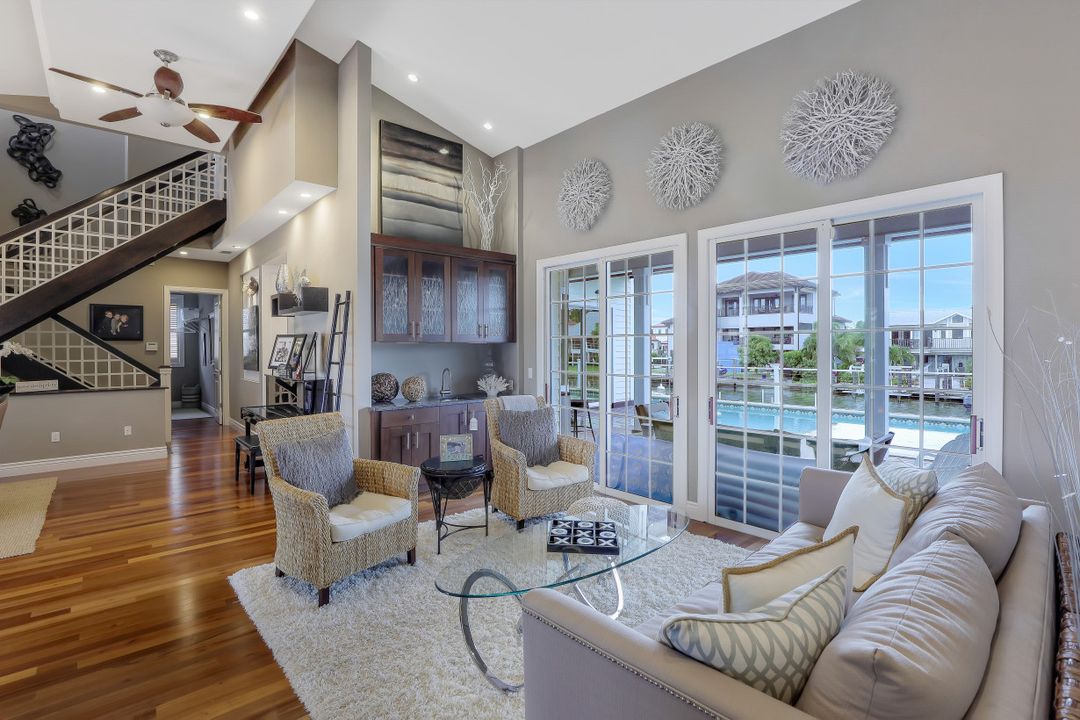 206 Flamingo Ave, Naples, FL 34108