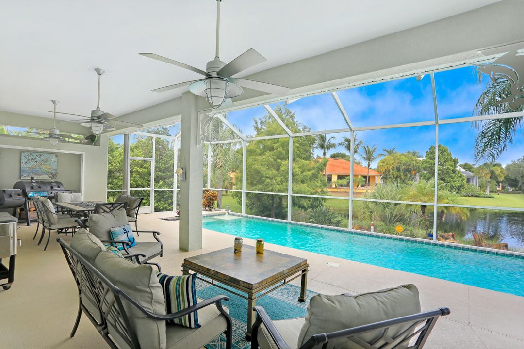 8708 S Lake Cir, Fort Myers, FL 33908