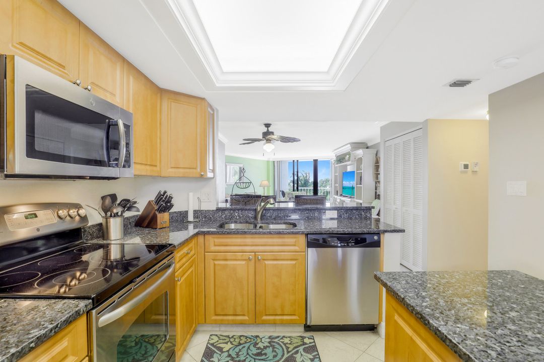 440 Seaview Ct #301, Marco Island, FL 34145