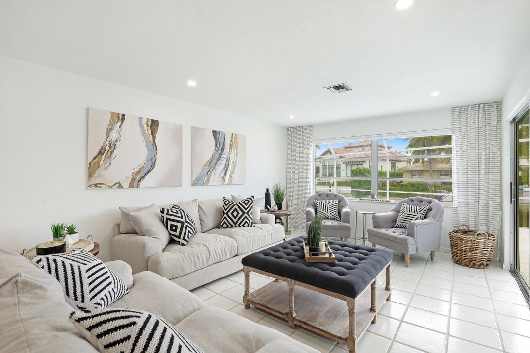 2150 Shad Ct, Naples, FL 34102