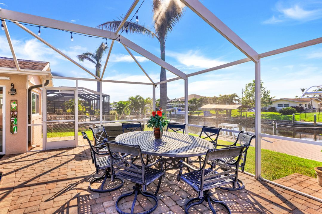 5324 Delano Ct, Cape Coral, FL 33904