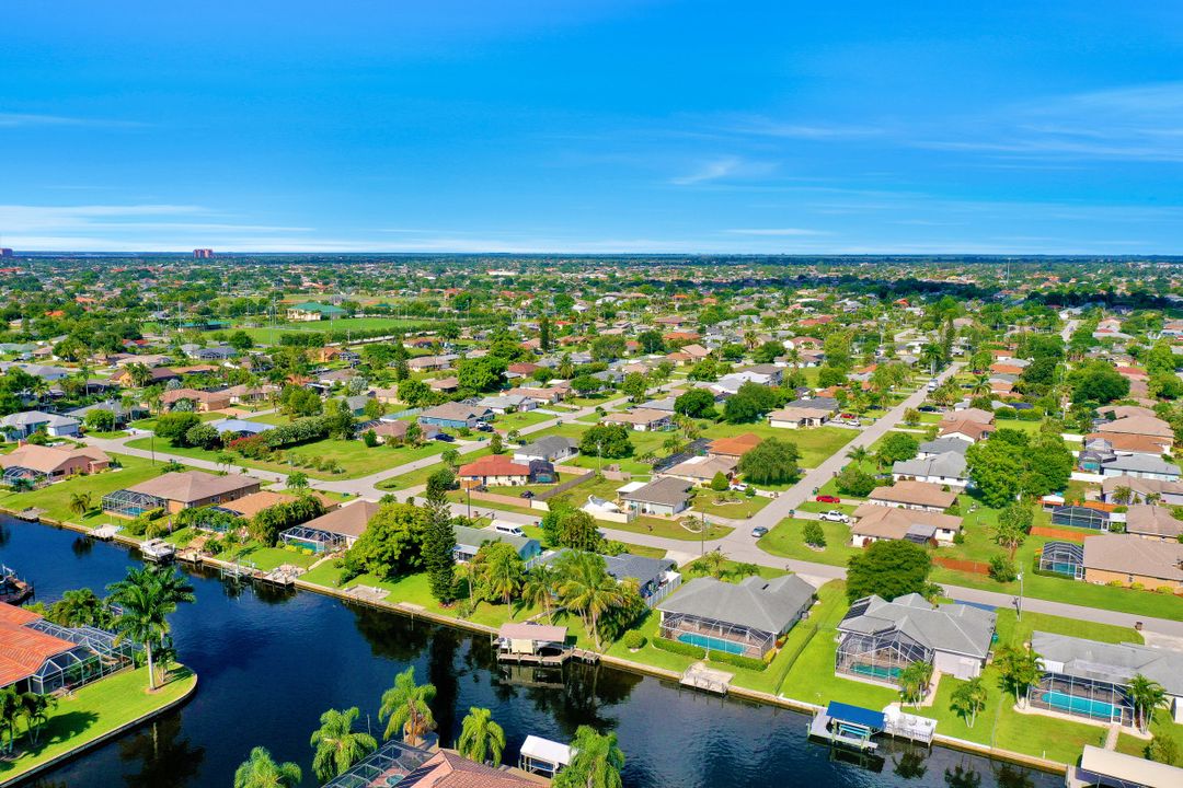 3817 SW 2nd Ave, Cape Coral, FL 33914