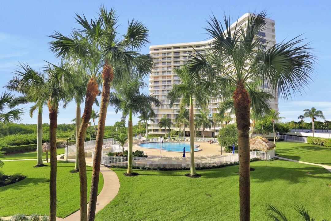 380 Seaview Ct #601, Marco Island, FL 34145