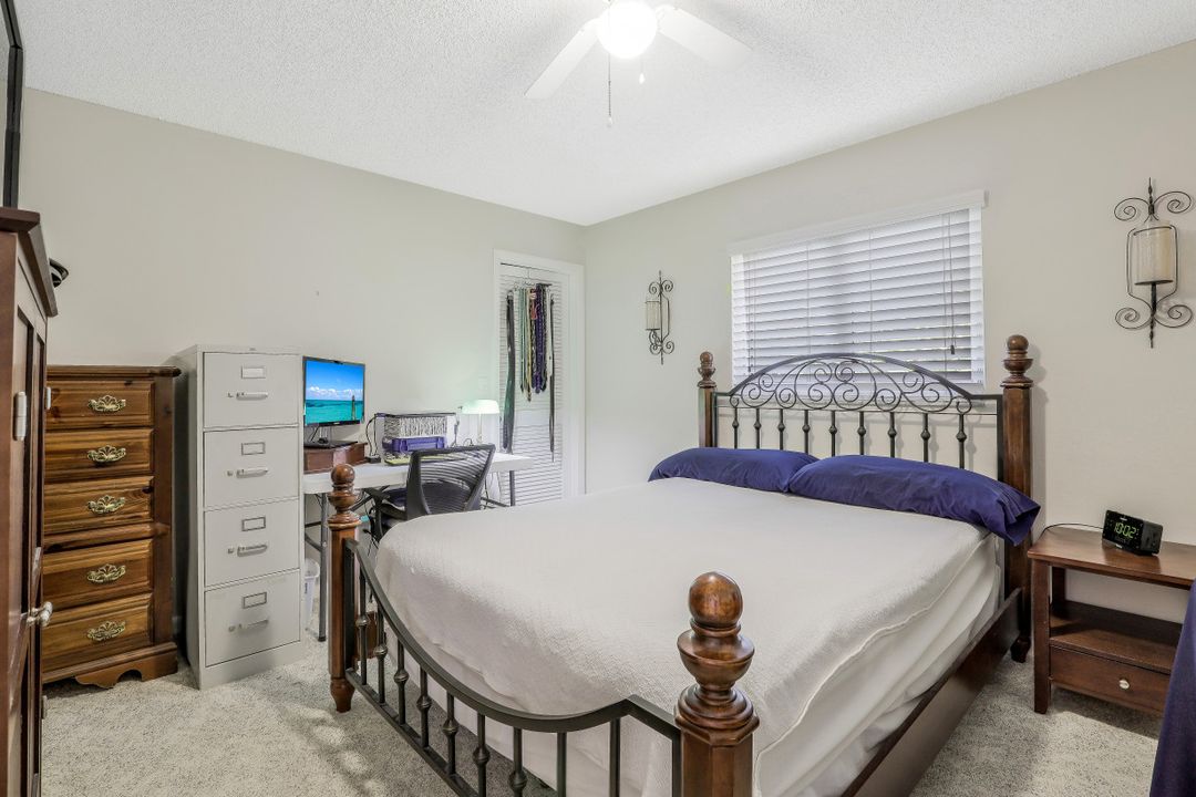 114 SE 7th St, Cape Coral, FL 33990