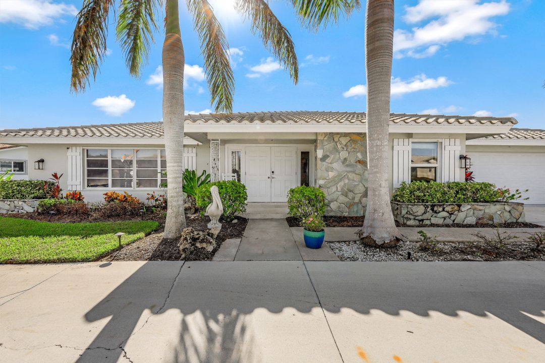 428 Nassau Ct, Marco Island, FL 34145