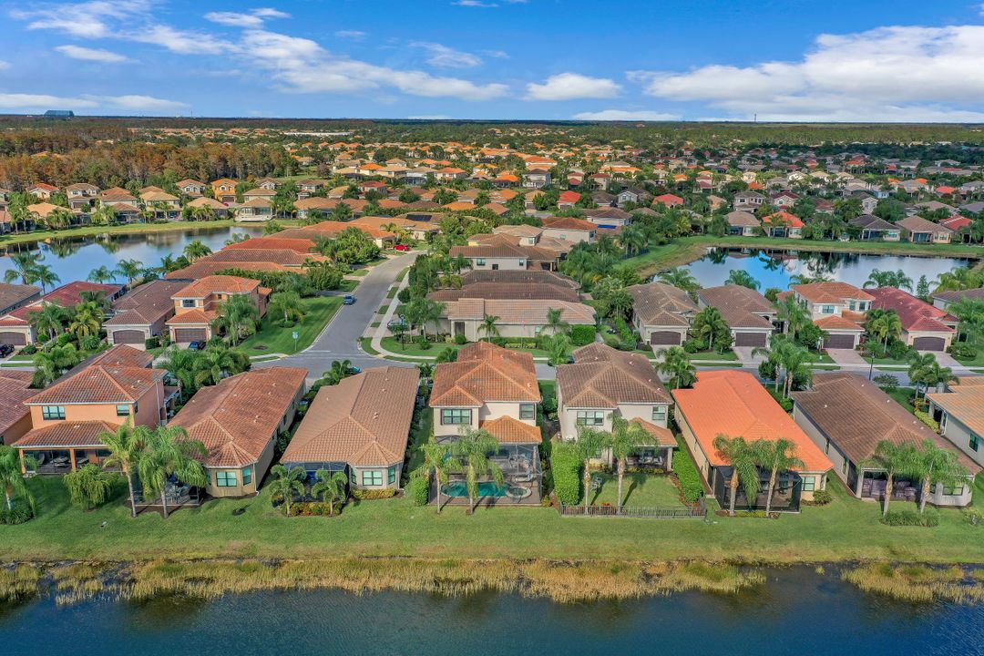 11542 Meadowrun Cir, Fort Myers, FL 33913