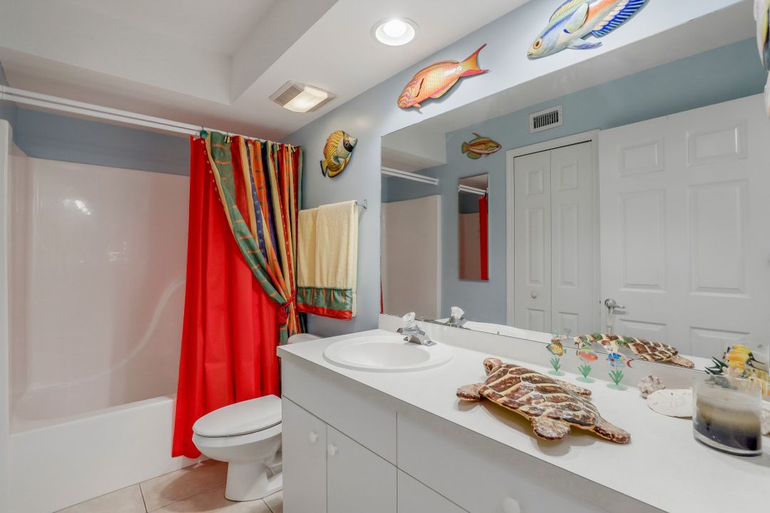 15415 Cedarwood Ln #204, Naples, FL 34110