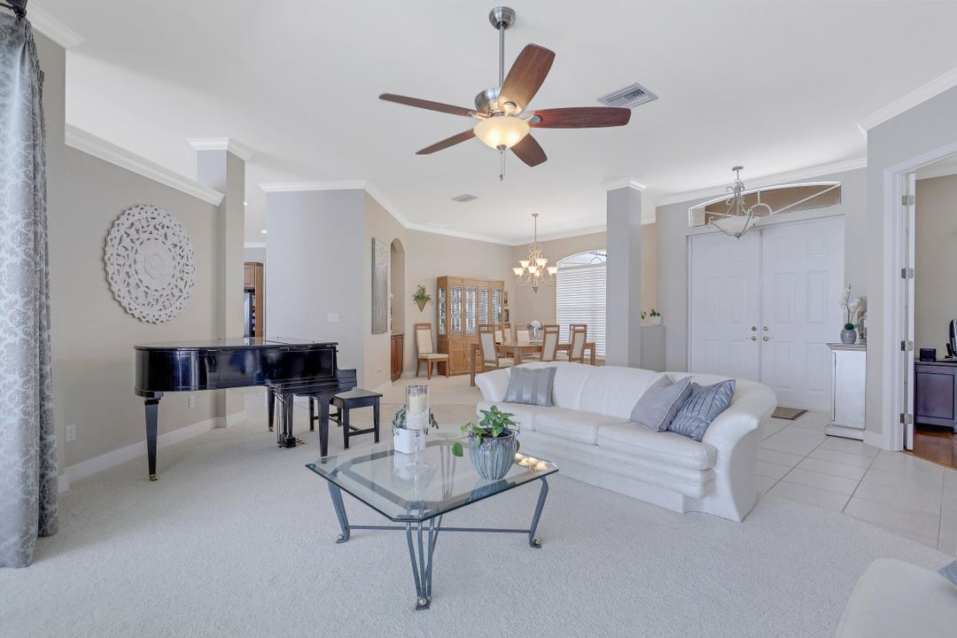 411 SW 49th Ln, Cape Coral, FL 33914