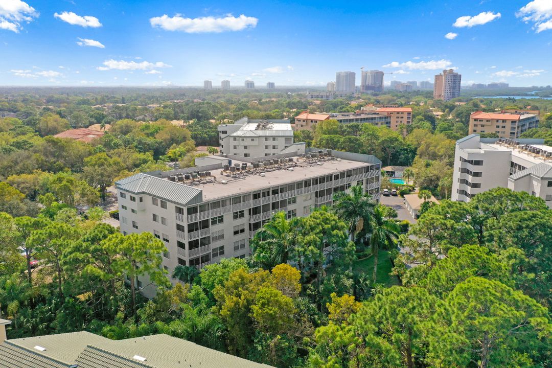 285 Naples Cove Dr #1604, Naples, FL 34110