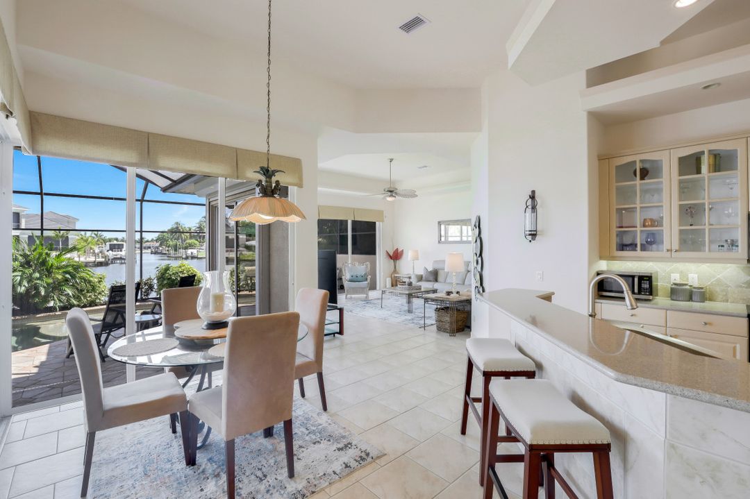 5360 Mikado Ct, Cape Coral, FL 33904