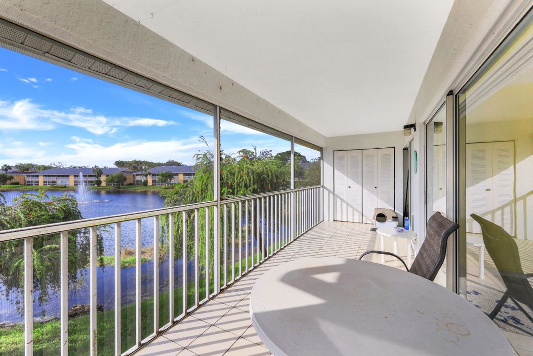 1250 Yesica Ann Cir #E201, Naples, FL 34110