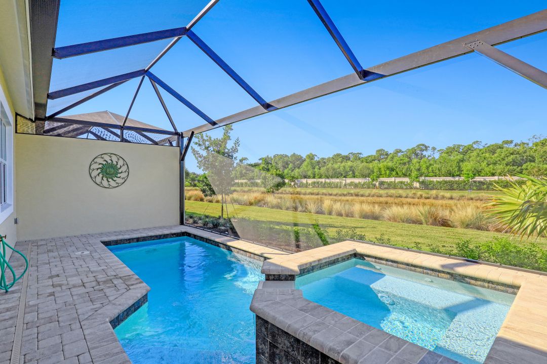 5855 Haiti Dr, Naples, FL 34112