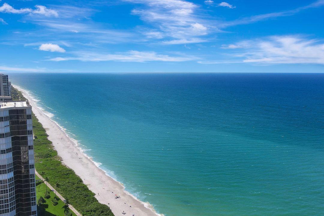 5165 Starfish Ave, Naples, FL 34103