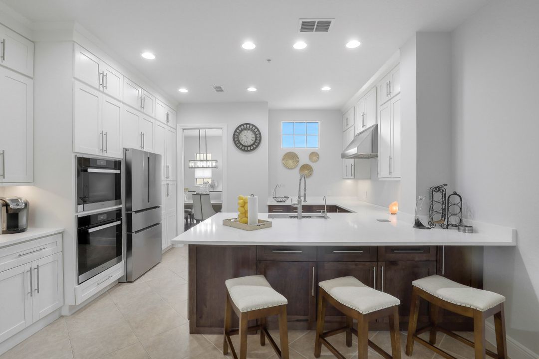 3710 Montreux Ln #203, Naples, FL 34114