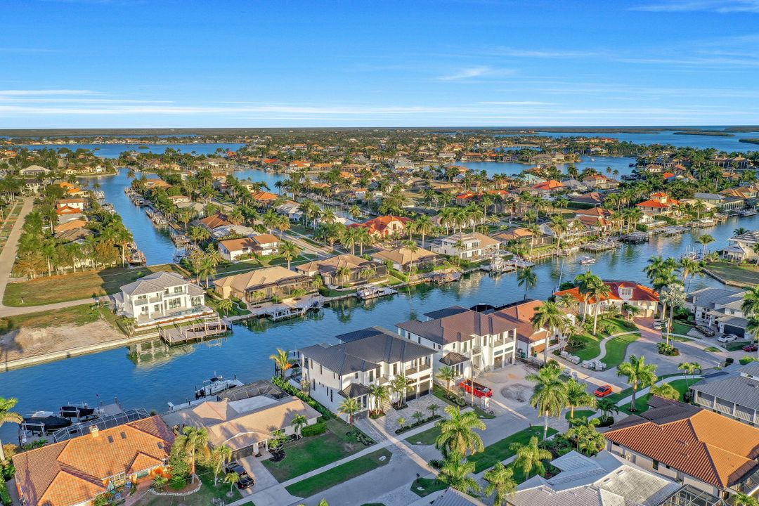 765 Pelican Ct, Marco Island, FL 34145