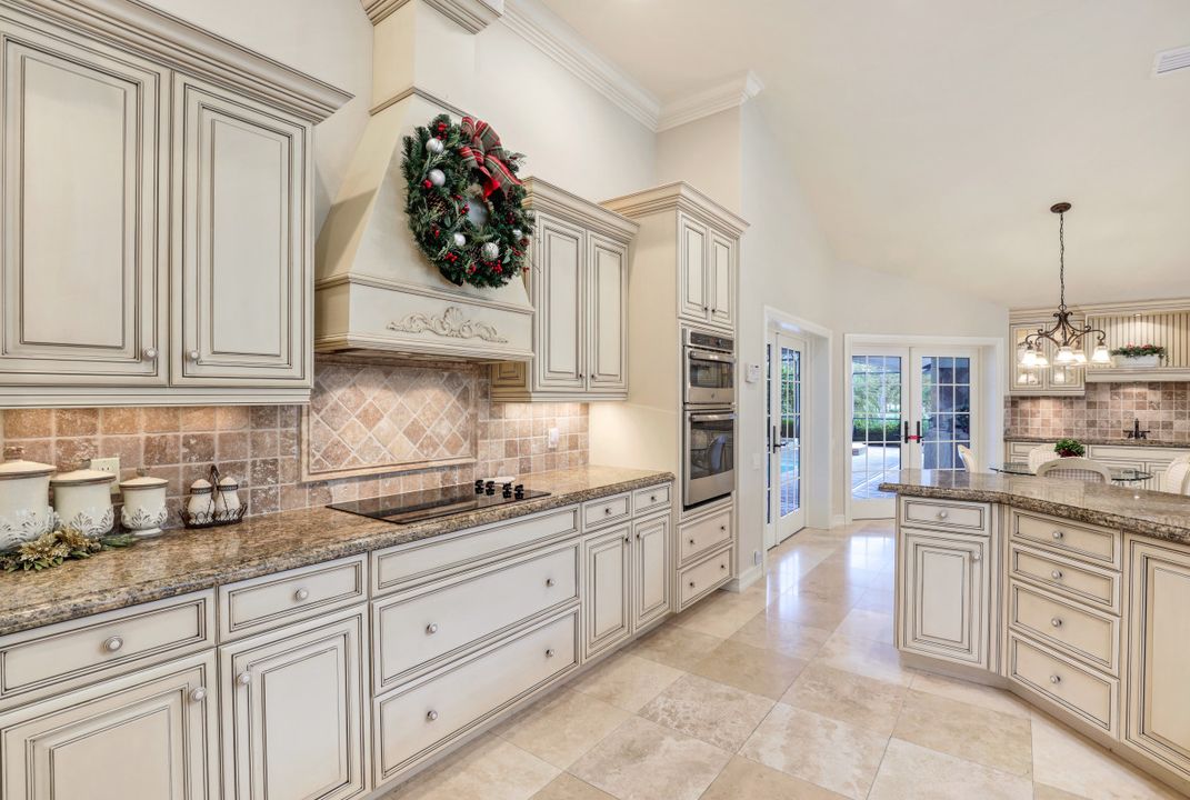 4224 Snowberry Ln, Naples, FL 34119