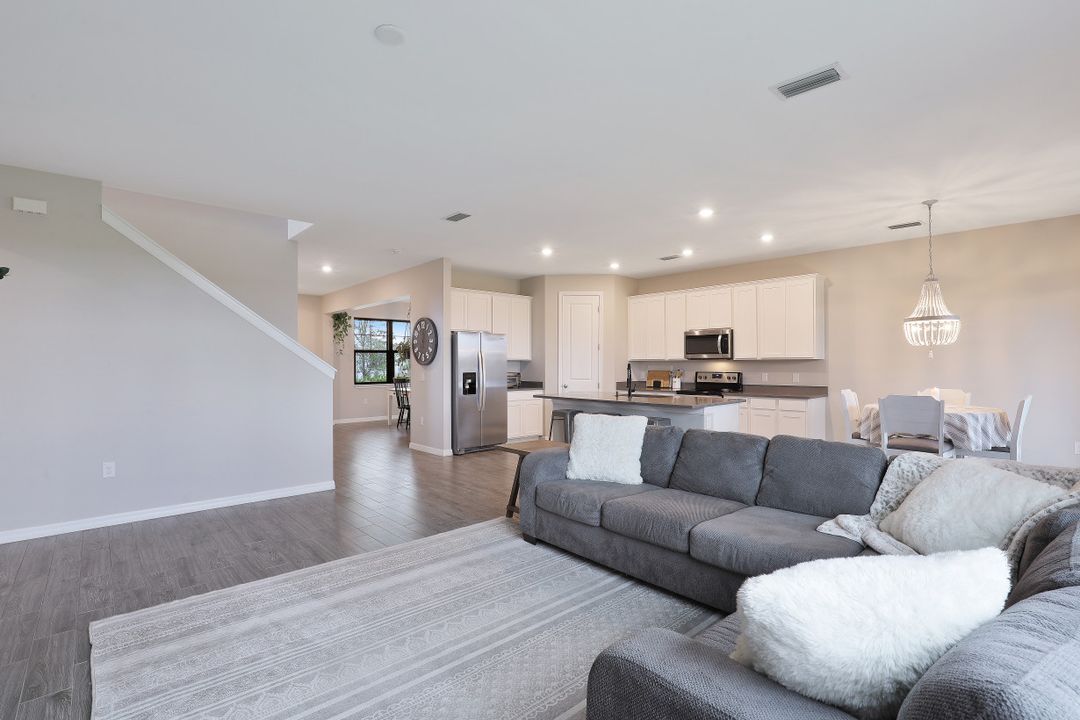 43850 Longleaf Ln, Punta Gorda, FL 33982