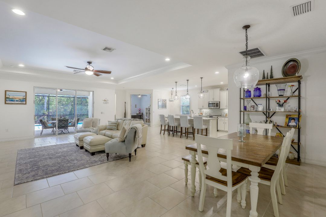 3101 Amadora Cir, Cape Coral, FL 33909