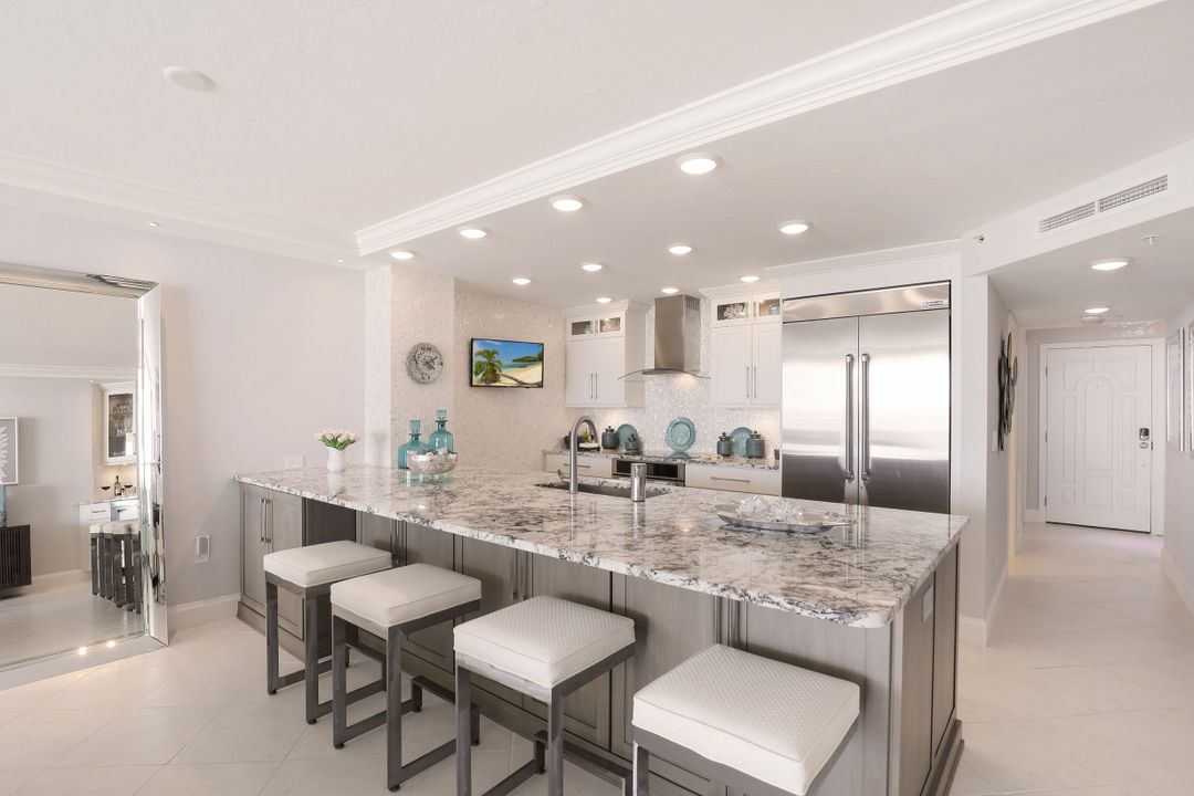 990 Cape Marco Dr #1005, Marco Island, FL 34145