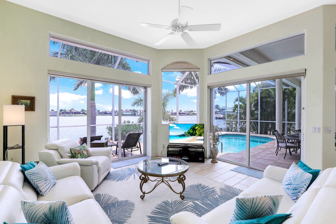 101 Landmark St, Marco Island, FL 34145