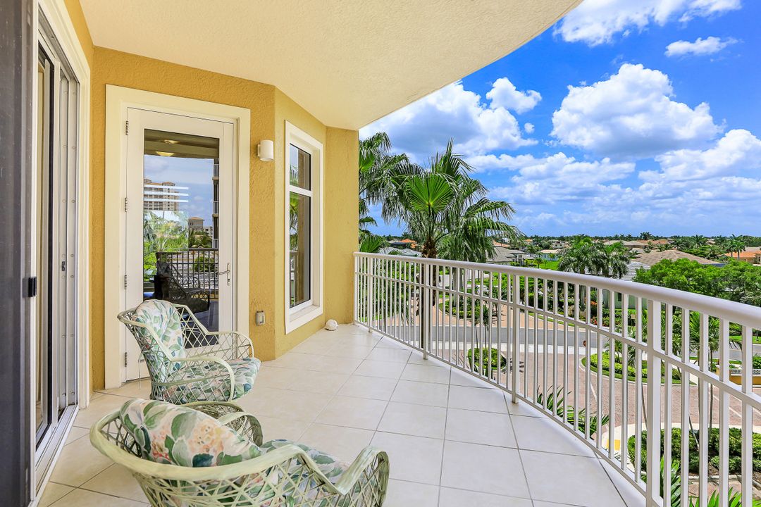 6081 Silver King Blvd #201, Cape Coral, FL 33914